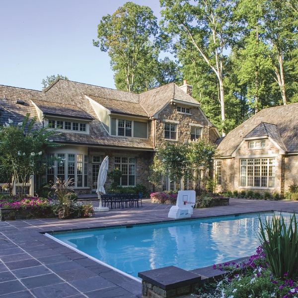 French Country Manor - Caves Valley